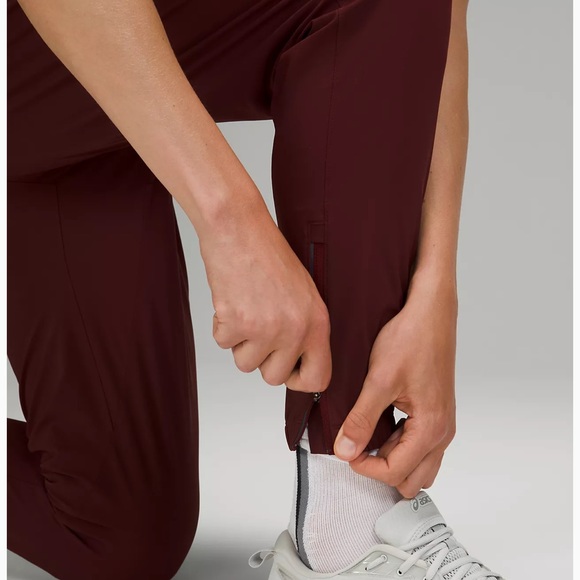 Surge Jogger 29" - Picture 5 of 6